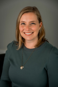 Trish Wierenga headshot